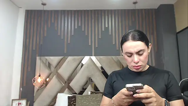 Snapshot of MartinaaFit chatting on May 29, 2026, 12:03 pm MartinaaFit online show from May 29, 2026, 12:03 pm