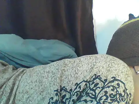 Snapshot of bubble_candi chatting on July 16, 2026, 10:32 am bubble candi online show from July 16, 2026, 10:32 am