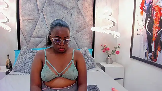 Snapshot of ZoeBrowns chatting on May 30, 2026, 12:24 pm ZoeBrowns online show from May 30, 2026, 12:24 pm