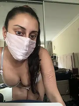 Snapshot of leila_salem chatting on July 29, 2026, 6:28 pm leila salem online show from July 29, 2026, 6:28 pm