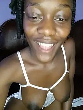 Paulahaze online show from July 17, 2026, 8:03 pm