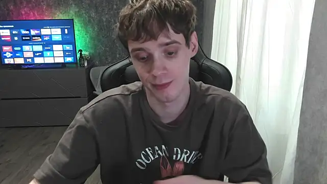 Snapshot of Gaarty chatting on July 16, 2026, 3:12 am Gaarty online show from July 16, 2026, 3:12 am