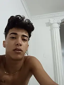 boy max latin online show from July 10, 2026, 5:45 am