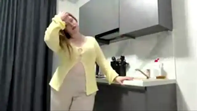 Snapshot of cottonboo chatting on May 29, 2026, 6:39 pm cottonboo online show from May 29, 2026, 6:39 pm