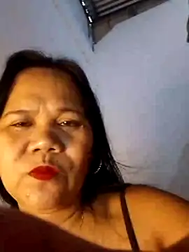 Snapshot of missLiLy07 chatting on June 10, 2026, 4:01 am missLiLy07 online show from June 10, 2026, 4:01 am