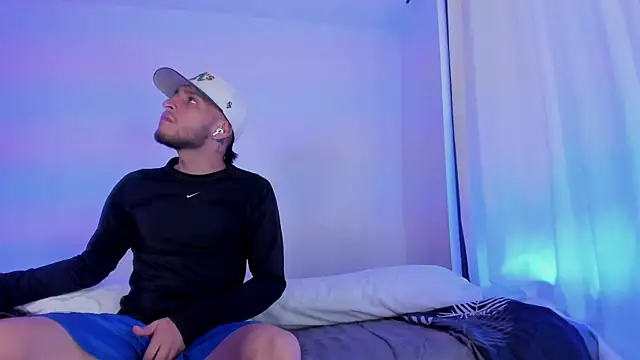 Snapshot of _Kevin_xxx chatting on November 13, 2025, 4:28 pm Kevin xxx online show from November 13, 2025, 4:28 pm