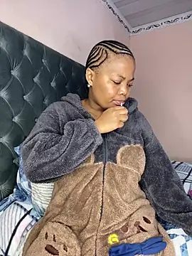 nothileenhle online show from July 7, 2026, 6:47 am