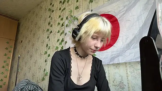 Snapshot of FatimahFroman chatting on June 2, 2026, 12:07 pm FatimahFroman online show from June 2, 2026, 12:07 pm