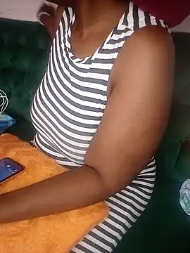 Snapshot of Babey_caramel chatting on May 23, 2026, 8:51 am Babey caramel online show from May 23, 2026, 8:51 am