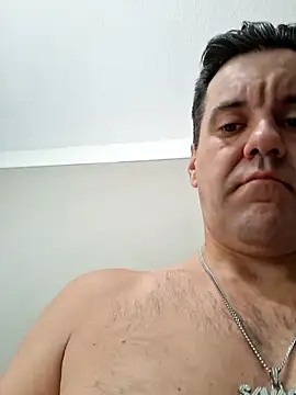 ELVISPRESI online show from June 19, 2026, 9:29 pm