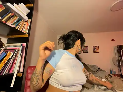 Snapshot of zoe_secrets chatting on May 30, 2026, 5:48 am zoe secrets online show from May 30, 2026, 5:48 am