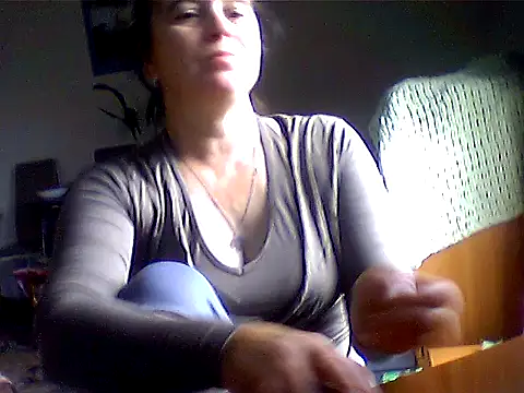 Snapshot of AniaCool77 chatting on June 12, 2026, 6:34 am AniaCool77 online show from June 12, 2026, 6:34 am