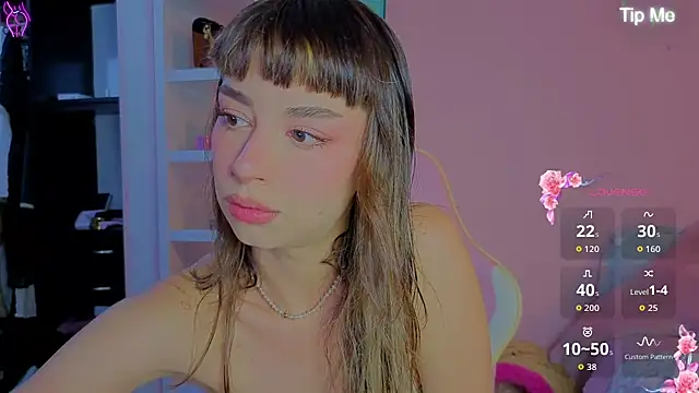 Snapshot of little_rachel_cute chatting on July 4, 2026, 11:22 pm little rachel cute online show from July 4, 2026, 11:22 pm