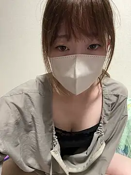 Snapshot of mei_room chatting on August 4, 2026, 4:20 pm mei room online show from August 4, 2026, 4:20 pm