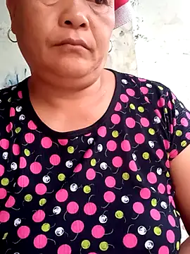 Snapshot of Bong_sexy chatting on July 16, 2026, 10:49 pm Bong sexy online show from July 16, 2026, 10:49 pm