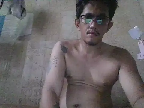 MikeSweet2026 online show from May 28, 2026, 3:48 am
