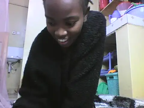 aliana082169 online show from June 25, 2026, 9:41 pm