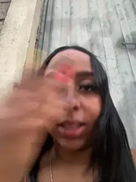 Snapshot of jhenannyy chatting on July 5, 2026, 9:27 am jhenannyy online show from July 5, 2026, 9:27 am