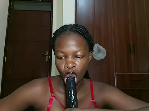 Snapshot of slim_sexy1 chatting on July 16, 2026, 1:33 am slim sexy1 online show from July 16, 2026, 1:33 am