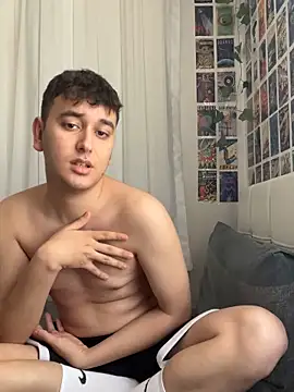 imjustaboyy1 online show from May 31, 2026, 10:11 am