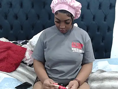 Snapshot of Dope_Chick chatting on June 4, 2026, 11:05 am Dope Chick online show from June 4, 2026, 11:05 am