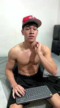 Luke Muscle online show from July 15, 2026, 1:38 pm