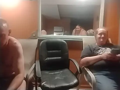ThunderTwat87 online show from June 6, 2026, 5:01 am