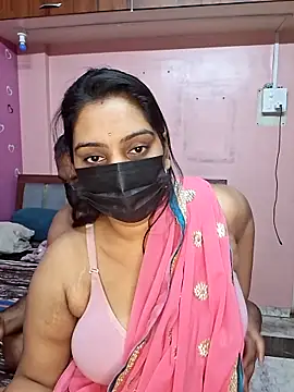 Snapshot of Hornyreshma chatting on June 12, 2026, 10:25 am Hornyreshma online show from June 12, 2026, 10:25 am