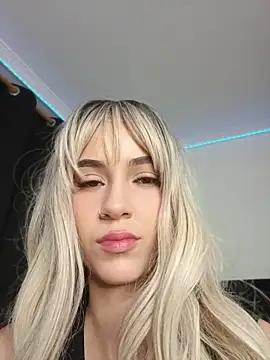 Snapshot of sofi_diaz1 chatting on July 13, 2026, 10:01 pm sofi diaz1 online show from July 13, 2026, 10:01 pm