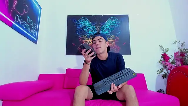 Snapshot of Khody_sweet chatting on May 28, 2026, 3:26 am Khody sweet online show from May 28, 2026, 3:26 am