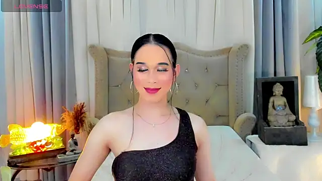LexiLoreOnTop online show from June 4, 2026, 2:45 pm