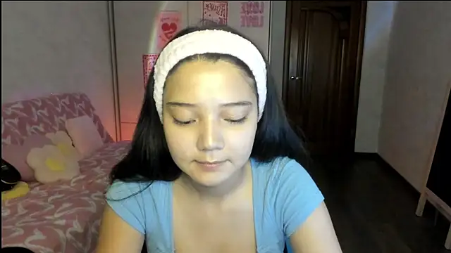 Snapshot of milana_marttt chatting on July 13, 2026, 2:31 pm milana marttt online show from July 13, 2026, 2:31 pm