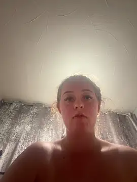 Snapshot of Miss_brunettexx chatting on May 23, 2026, 10:36 pm Miss brunettexx online show from May 23, 2026, 10:36 pm