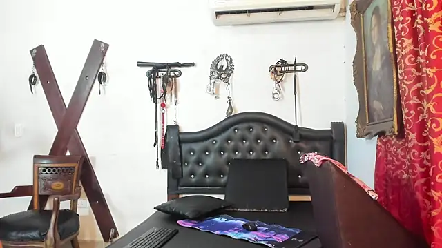 MartinaXBob online show from May 29, 2026, 2:31 am