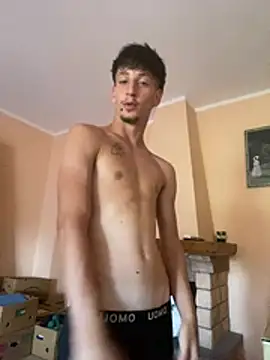 Snapshot of Leonardo0606 chatting on July 22, 2026, 12:19 pm Leonardo0606 online show from July 22, 2026, 12:19 pm