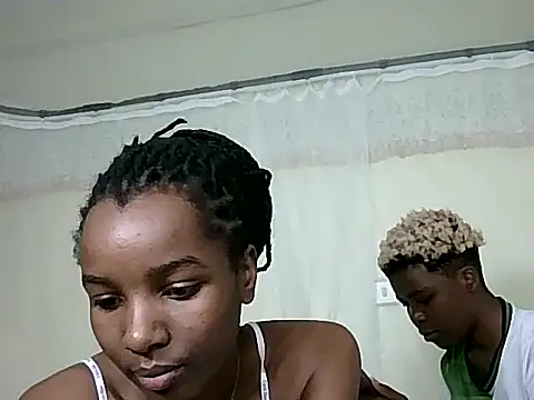 Snapshot of blancoreyo chatting on May 25, 2026, 3:18 pm blancoreyo online show from May 25, 2026, 3:18 pm