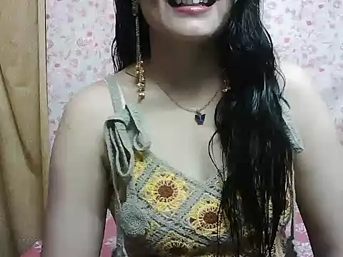 Snapshot of lustygirl01 chatting on July 3, 2026, 10:43 am lustygirl01 online show from July 3, 2026, 10:43 am