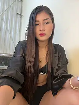 Snapshot of Aylin-fire chatting on June 2, 2026, 7:16 pm Aylin-fire online show from June 2, 2026, 7:16 pm
