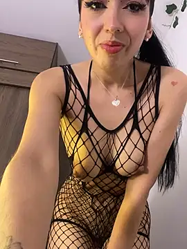 Snapshot of JeyLuxx chatting on July 8, 2026, 4:28 am JeyLuxx online show from July 8, 2026, 4:28 am