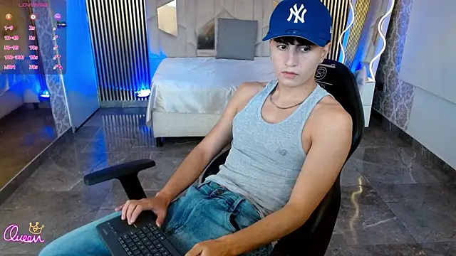Snapshot of Kyler_tay chatting on July 21, 2026, 11:56 am Kyler tay online show from July 21, 2026, 11:56 am
