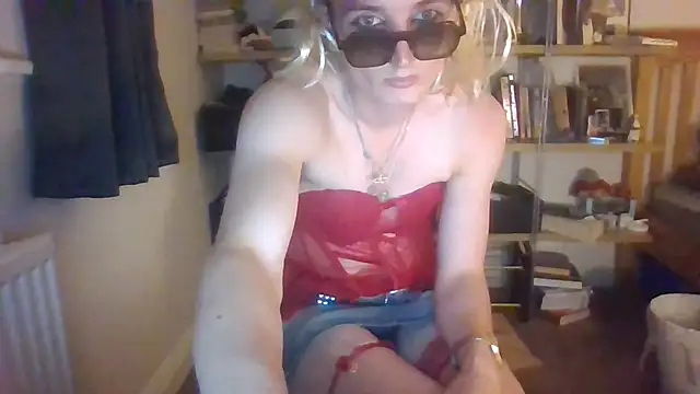 Snapshot of Gabriella_x21 chatting on July 30, 2026, 10:53 pm Gabriella x21 online show from July 30, 2026, 10:53 pm