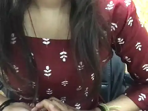 Snapshot of Avneet_ chatting on June 5, 2026, 7:03 am Avneet online show from June 5, 2026, 7:03 am