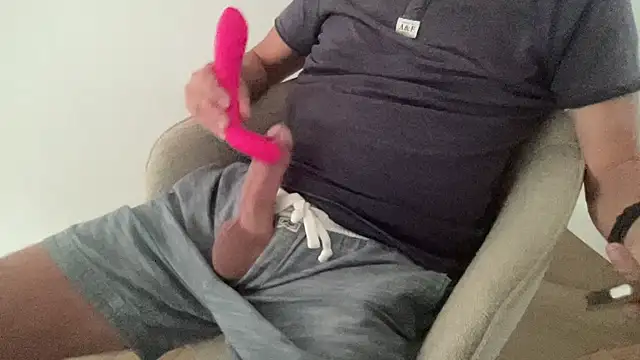 DaddyNiels online show from June 1, 2026, 6:42 pm