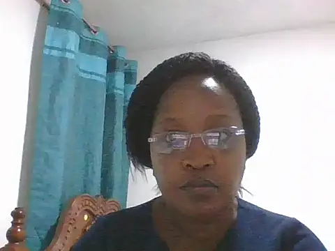 Snapshot of peacechloe chatting on July 8, 2026, 5:17 pm peacechloe online show from July 8, 2026, 5:17 pm