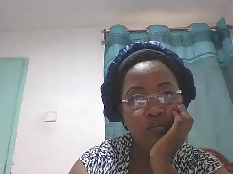 Snapshot of peacechloe chatting on July 25, 2026, 7:39 am peacechloe online show from July 25, 2026, 7:39 am