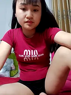Snapshot of Showmeplaytoy chatting on May 25, 2026, 4:57 pm Showmeplaytoy online show from May 25, 2026, 4:57 pm
