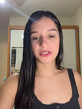 Snapshot of julhya_duarte chatting on May 27, 2026, 3:53 pm julhya duarte online show from May 27, 2026, 3:53 pm