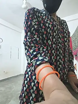 Snapshot of Neha-ji chatting on July 14, 2026, 2:05 am Neha-ji online show from July 14, 2026, 2:05 am