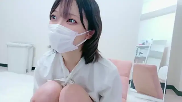 Snapshot of Sharu_ru chatting on June 2, 2026, 3:03 pm Sharu ru online show from June 2, 2026, 3:03 pm