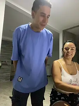 Snapshot of jhuan99 chatting on July 10, 2026, 12:04 am jhuan99 online show from July 10, 2026, 12:04 am
